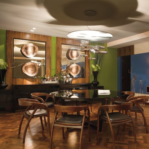 Móveis com linhas orgânicas: aposte nesta decoração